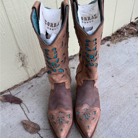 Corral boots - Picture 2 of 4